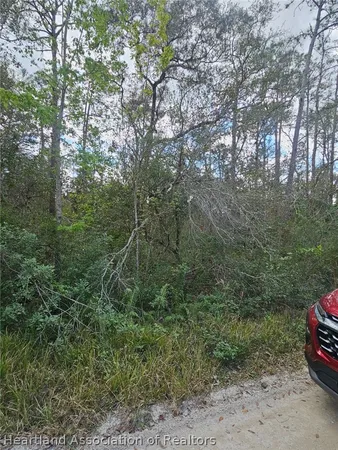 $29,500 | 801 Canal Way, Sebring, FL 33875