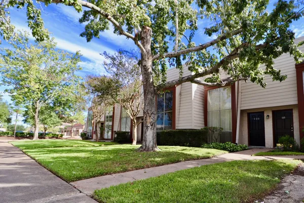 $1,500 | 5929 Queensloch Drive, Unit 132, Houston, TX 77096