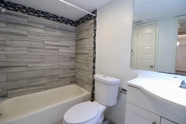 $1,500 | 5929 Queensloch Drive, Unit 132, Houston, TX 77096