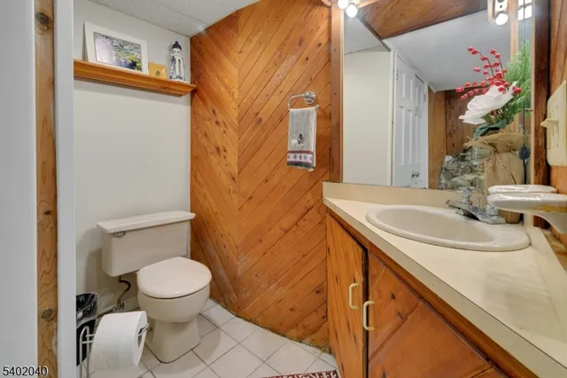 $549,000 | 153 Forest Lake Drive North, Andover, NJ 07821