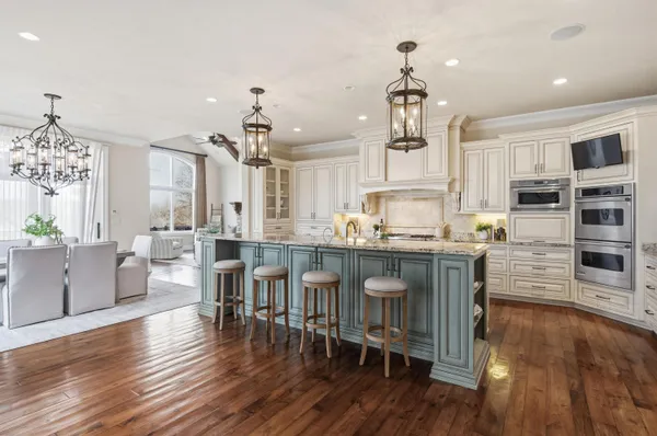 $2,690,000 | 1264 Mary Hill Circle, Hartland, WI 53029