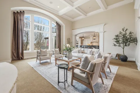 $2,690,000 | 1264 Mary Hill Circle, Hartland, WI 53029