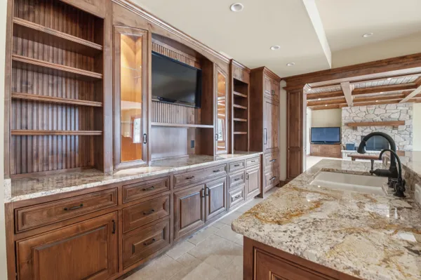 $2,690,000 | 1264 Mary Hill Circle, Hartland, WI 53029
