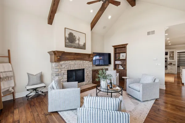 $2,690,000 | 1264 Mary Hill Circle, Hartland, WI 53029