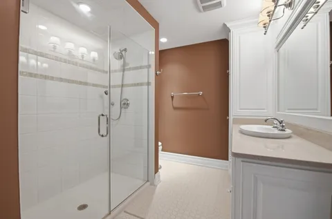 $2,690,000 | 1264 Mary Hill Circle, Hartland, WI 53029