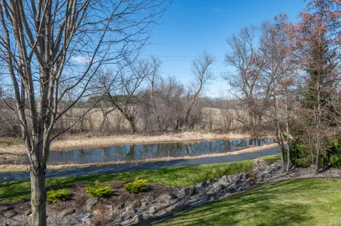 $2,690,000 | 1264 Mary Hill Circle, Hartland, WI 53029