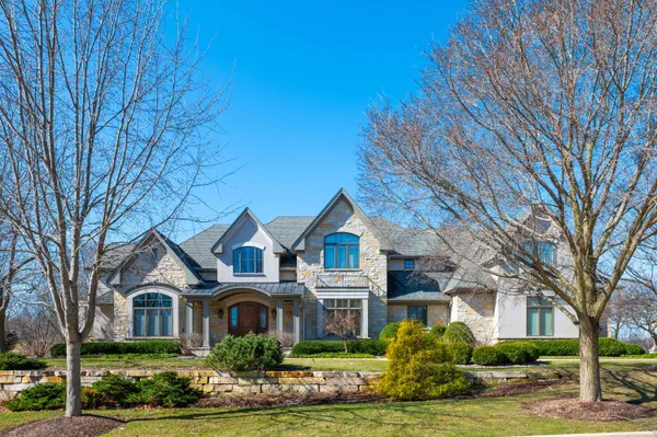 $2,690,000 | 1264 Mary Hill Circle, Hartland, WI 53029
