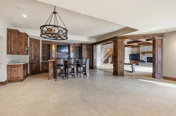 $2,690,000 | 1264 Mary Hill Circle, Hartland, WI 53029
