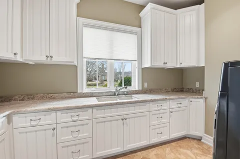 $2,690,000 | 1264 Mary Hill Circle, Hartland, WI 53029