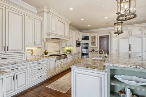 $2,690,000 | 1264 Mary Hill Circle, Hartland, WI 53029