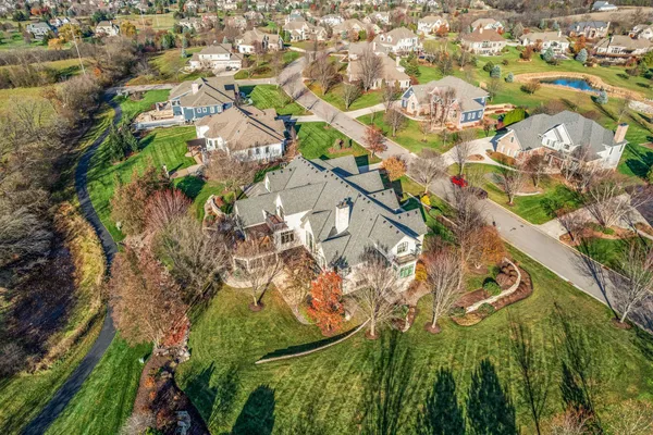 $2,690,000 | 1264 Mary Hill Circle, Hartland, WI 53029