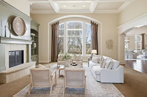 $2,690,000 | 1264 Mary Hill Circle, Hartland, WI 53029