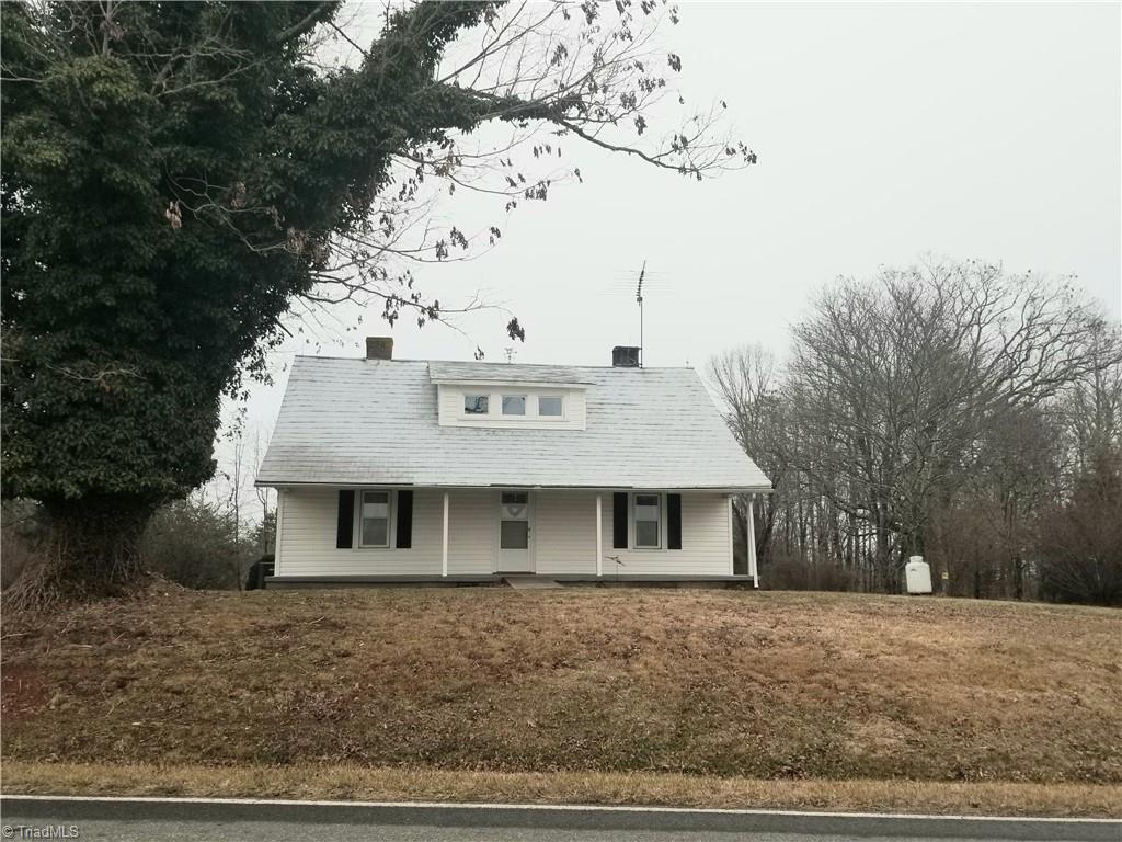 1074 Locust Grove Road Westfield, NC 27053 - Photo 3 of 21 View from front
