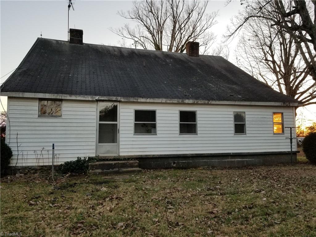 1074 Locust Grove Road Westfield, NC 27053 - Photo 5 of 21 View of back
