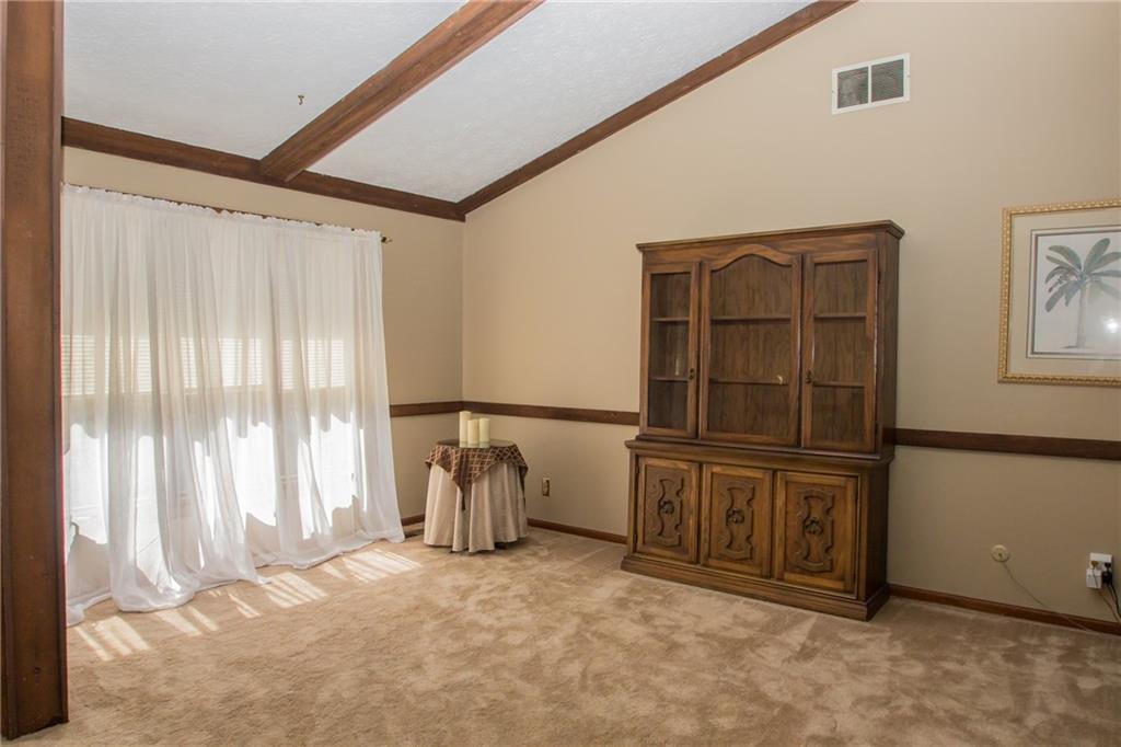 1068 Ridgeview Court Avon, IN 46123 - Photo 6 of 22