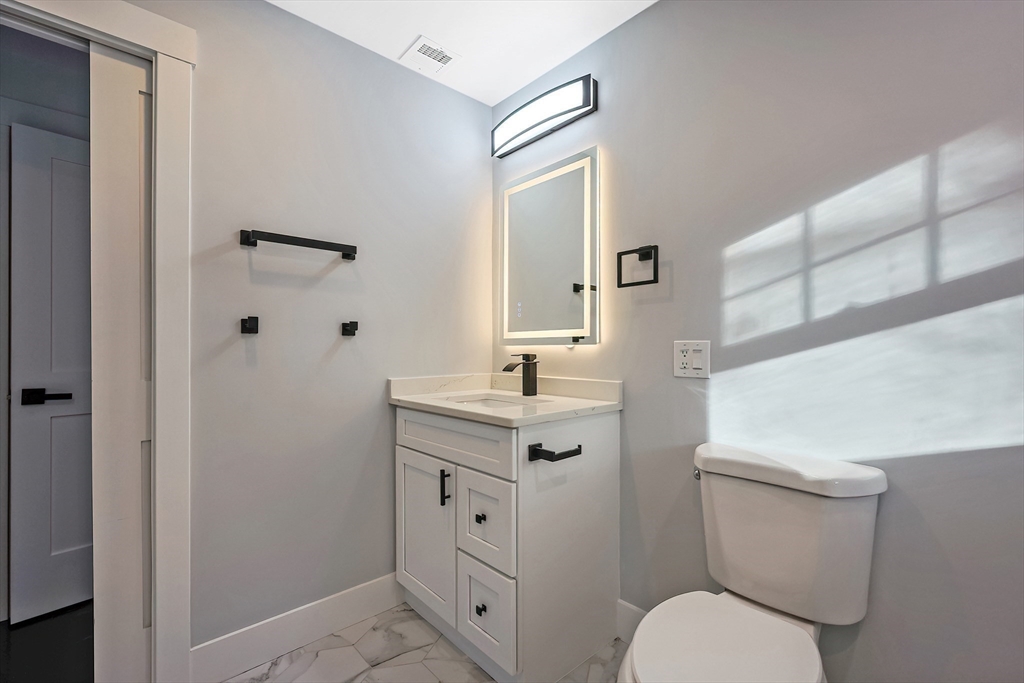 26 Dunstable Road Westford, MA 01886 - Photo 17 of 23 Gallery Image 17