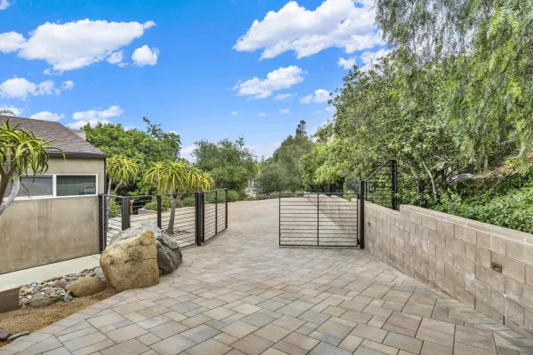$2,599,000 | 16117 Martincoit Road, Poway, CA 92064