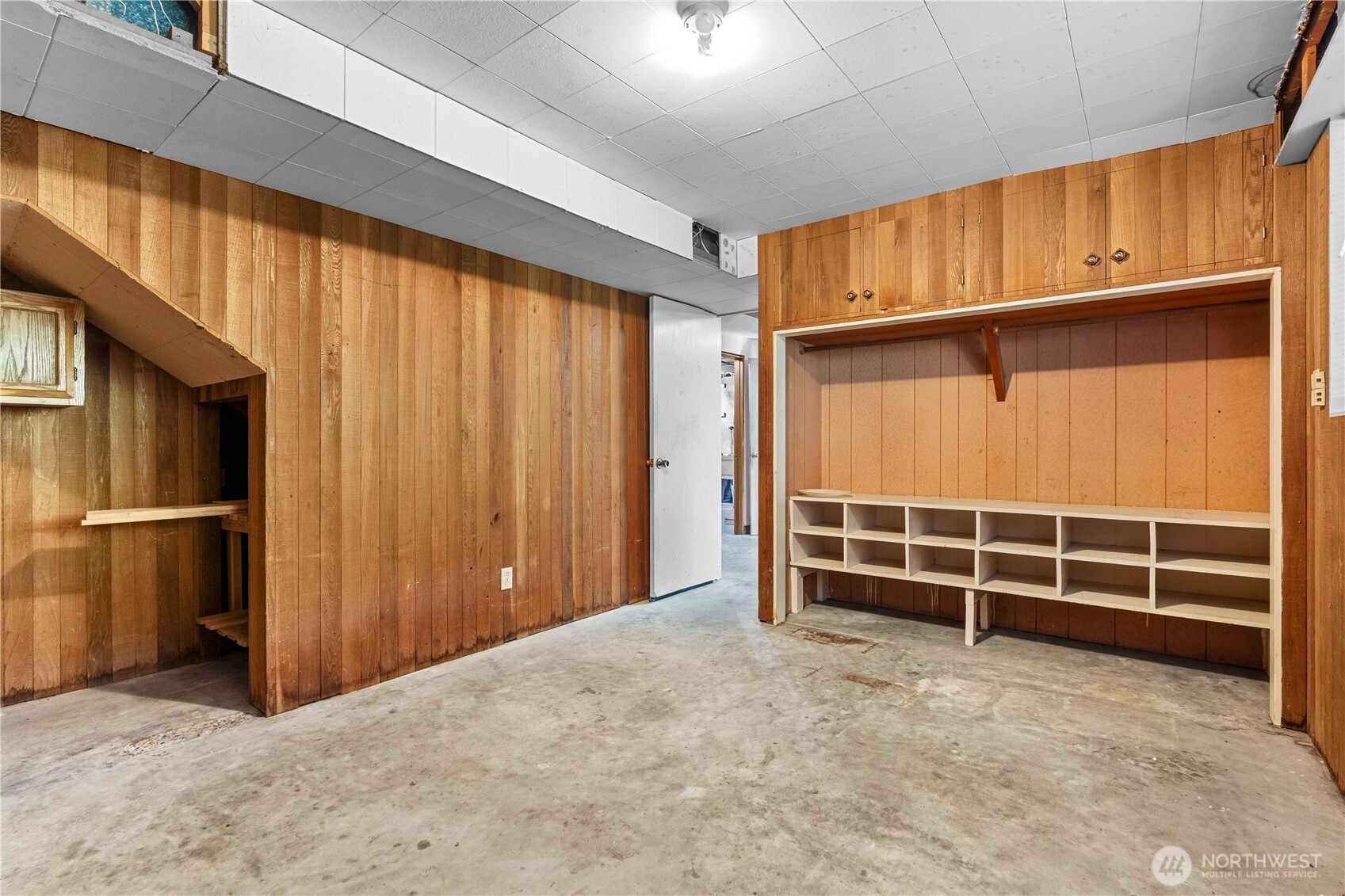 12117 Southeast 26th Street Bellevue, WA 98005 - Photo 21 of 38