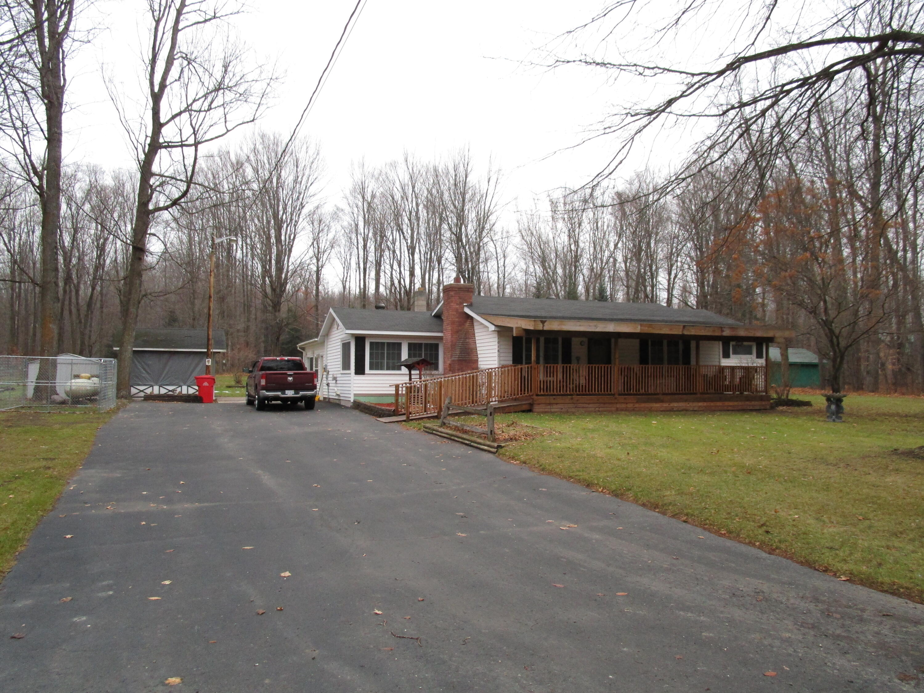 10160 Parke Road Alanson, MI 49706 - Photo 2 of 28 Gallery Image 2
