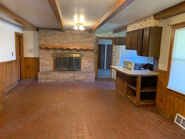 608 Dennis Street Rochelle, IL 61068 - Photo 8 of 15