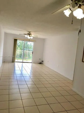 $215,000 | North Miami Bech City Center, North Miami Beach, FL 33160
