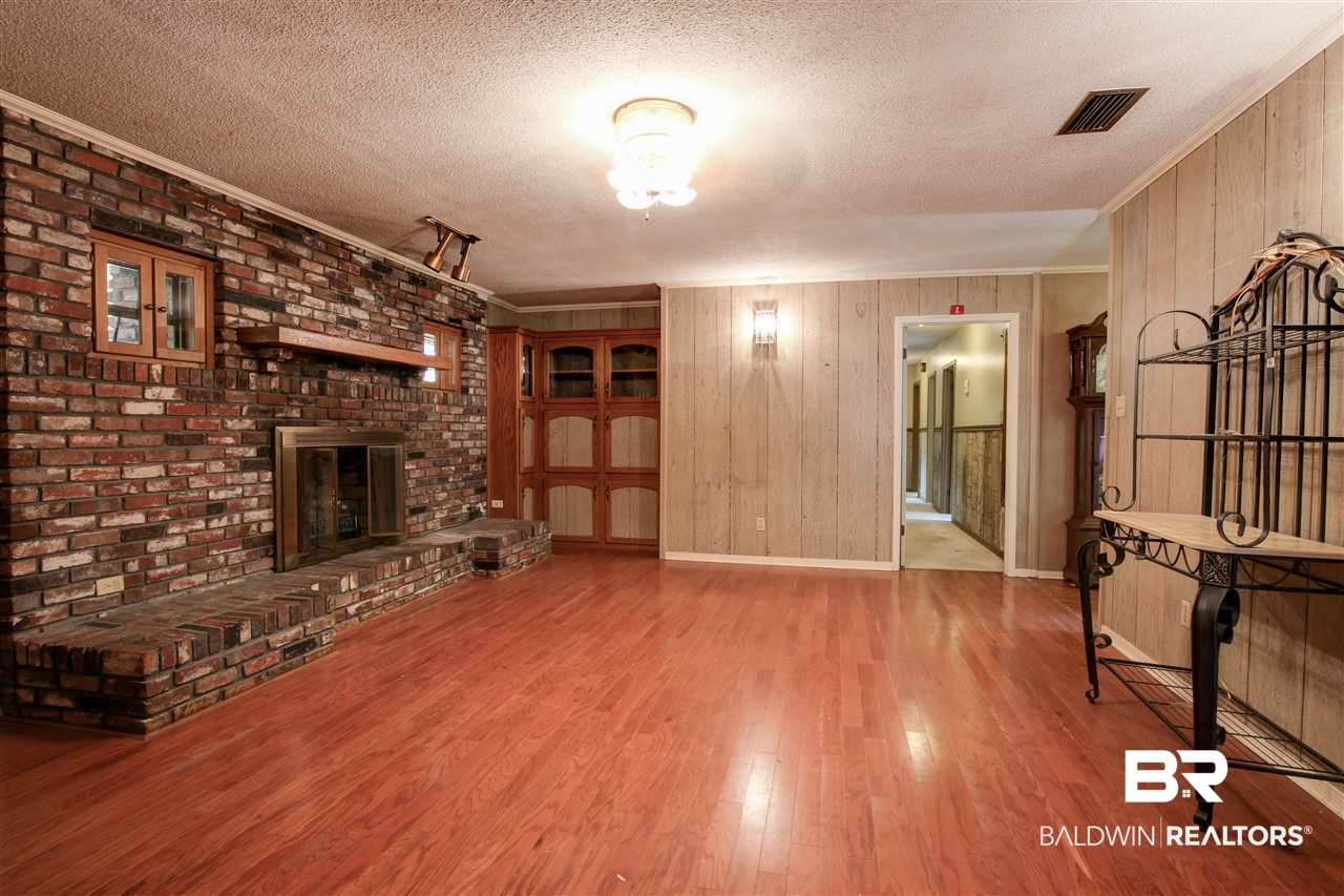 7563 Whispering Pines Road Daphne, AL 36526 - Photo 4 of 20