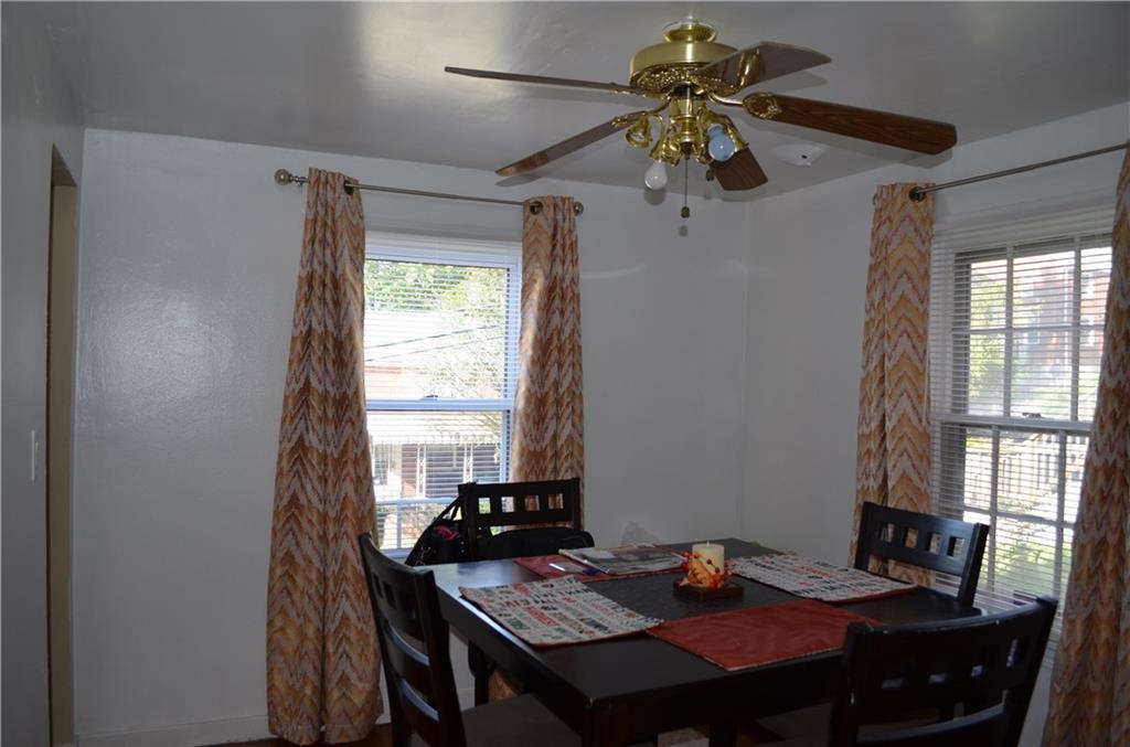 2118 Lindsay Road Pittsburgh, PA 15221 - Photo 4 of 15 Dining room