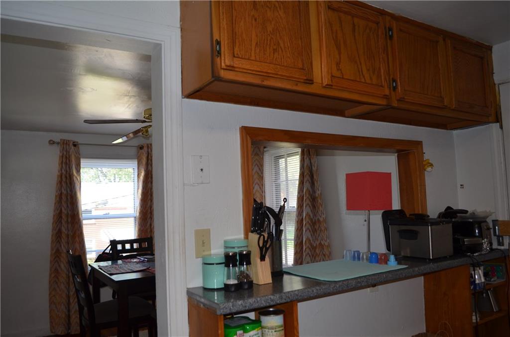 2118 Lindsay Road Pittsburgh, PA 15221 - Photo 7 of 15 Kitchen