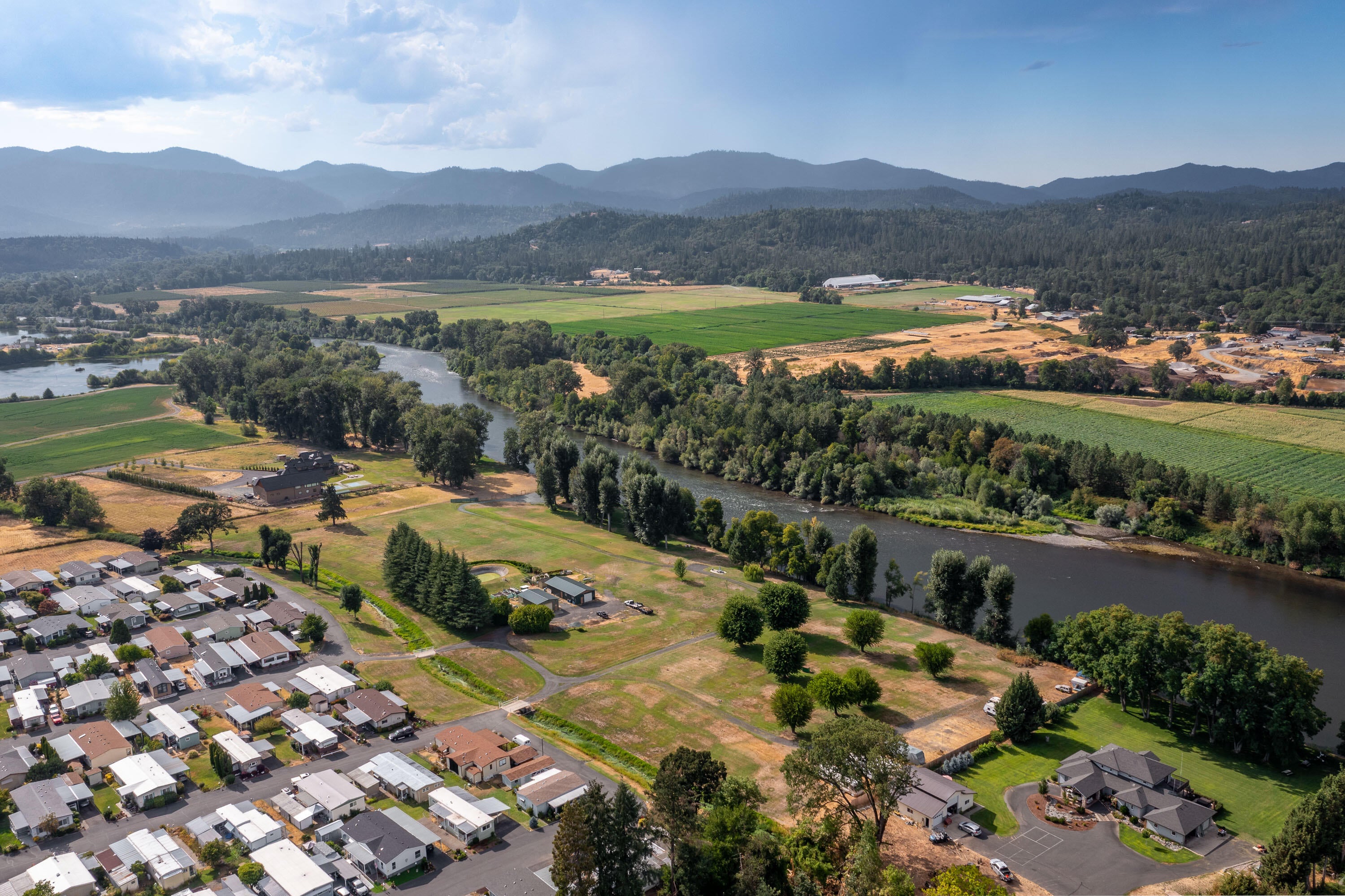 5076 Leonard Road, Unit 69 Grants Pass, OR 97527 - Photo 20 of 24 River next to Park