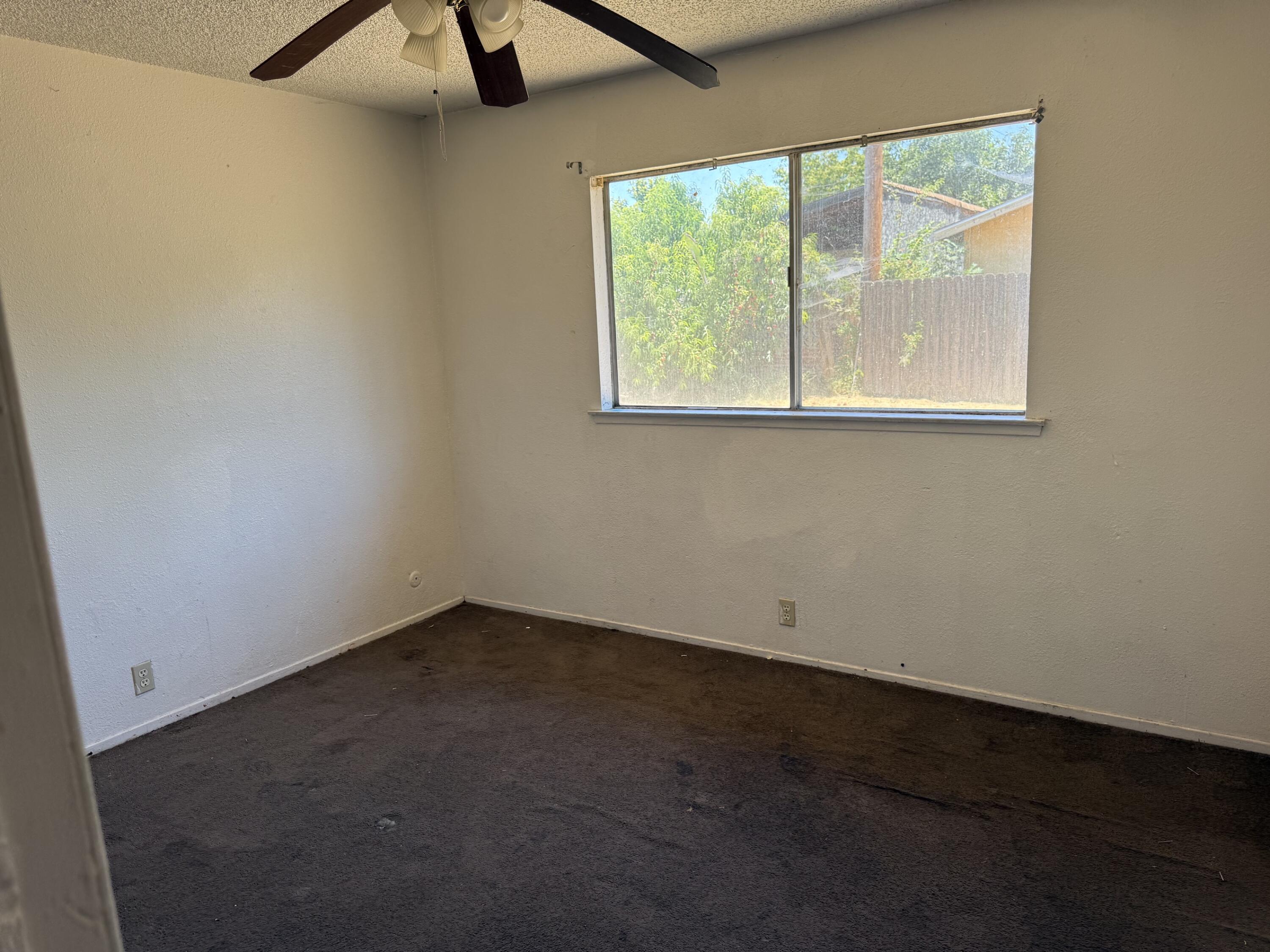41516 Elrod Road Orosi, CA 93647 - Photo 8 of 12 IMG_4801