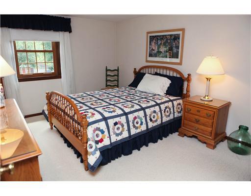 118 Ridgeview Drive Venetia, PA 15367 - Photo 10 of 15 Bedroom. Its just one of four....