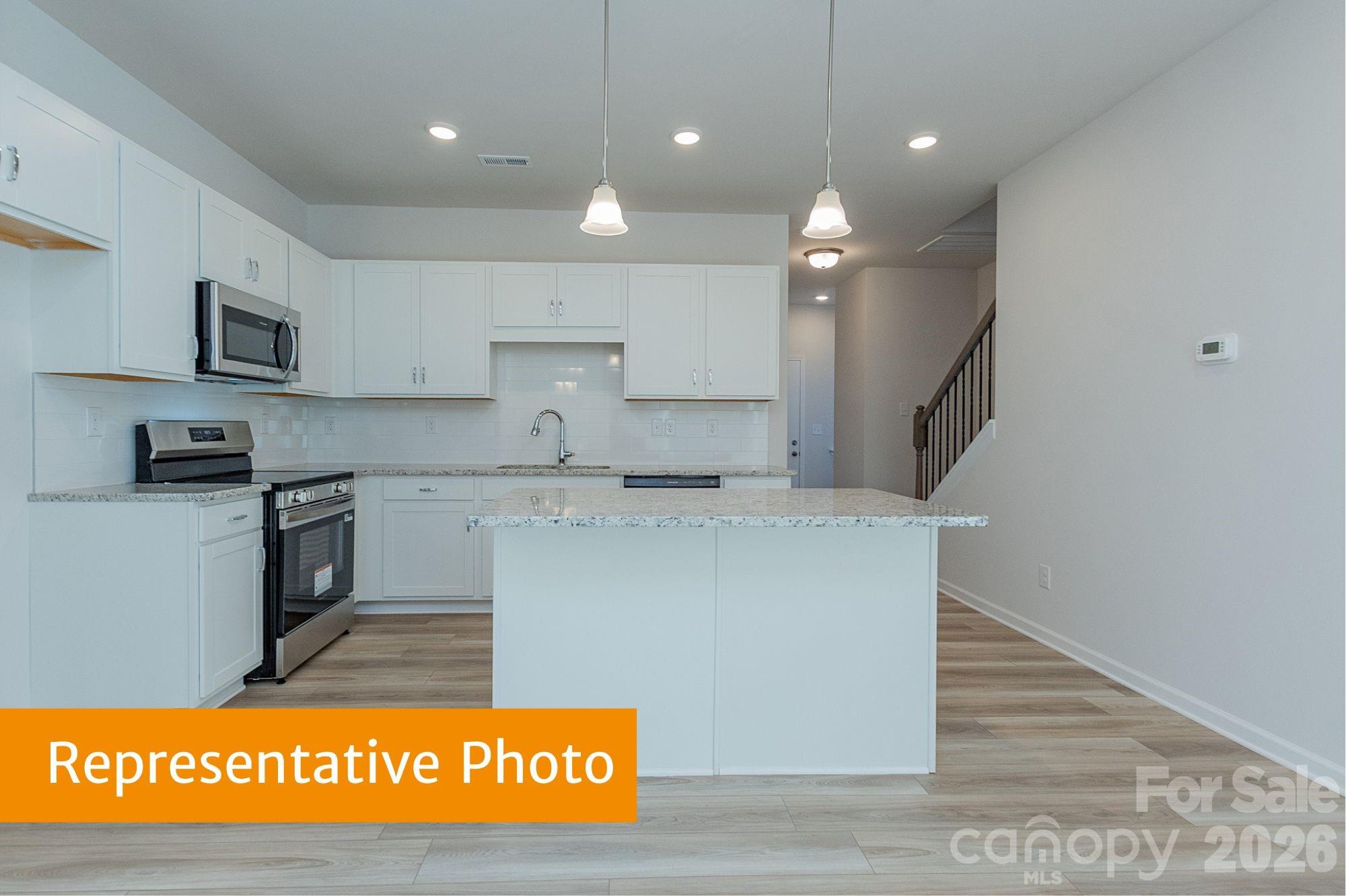 5608 Ringneck Road Charlotte, NC 28216 - Photo 4 of 35