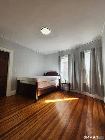 $2,000 | 458 Hillside Avenue, Hartford, CT 06106