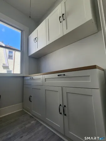 $2,000 | 458 Hillside Avenue, Hartford, CT 06106
