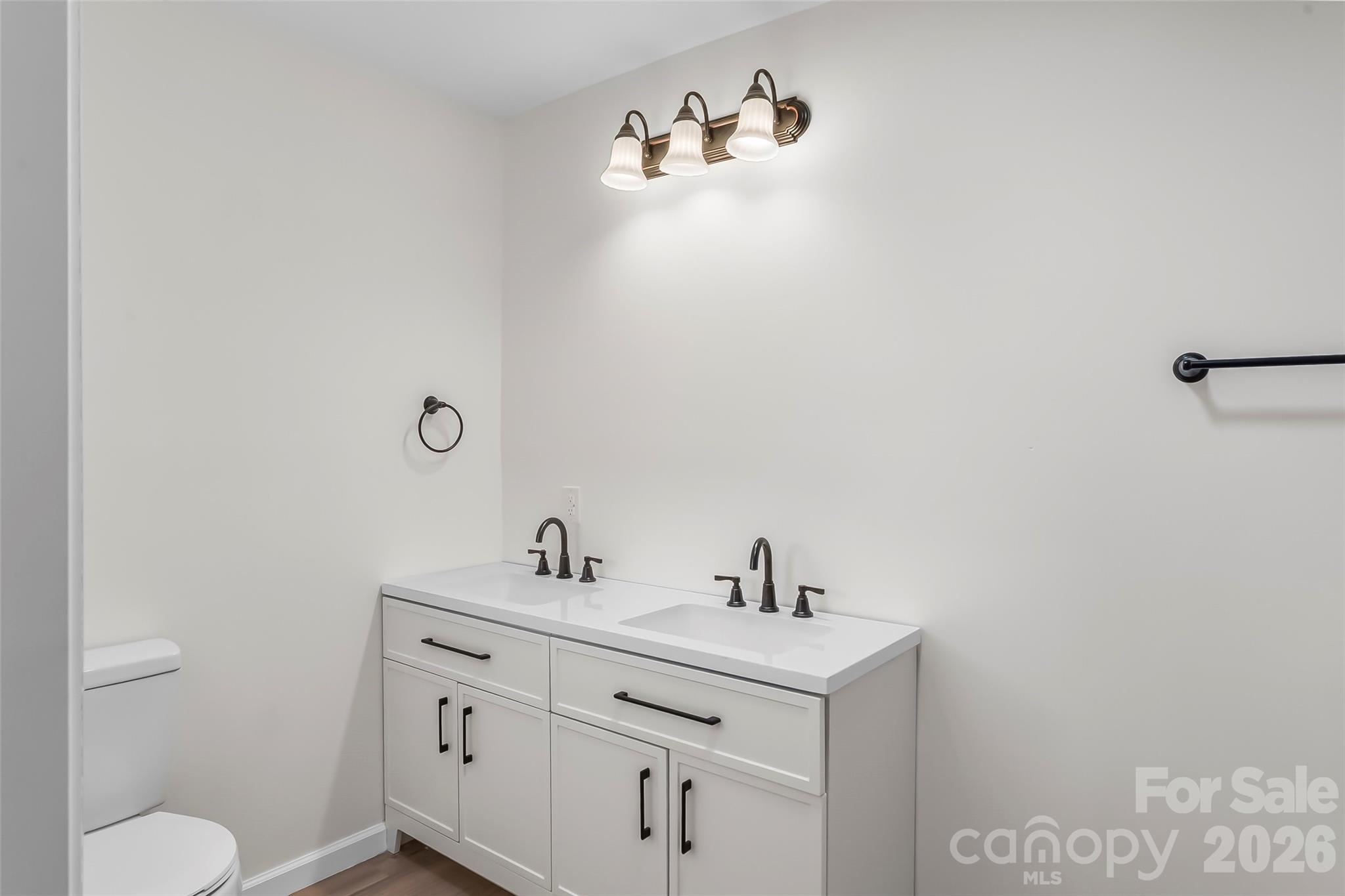 2705 Robinson Road Newton, NC 28658 - Photo 21 of 37
