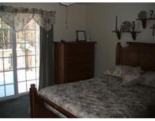 46 Glendale Road Southampton, MA 01073 - Photo 10 of 17 Gallery Image 10