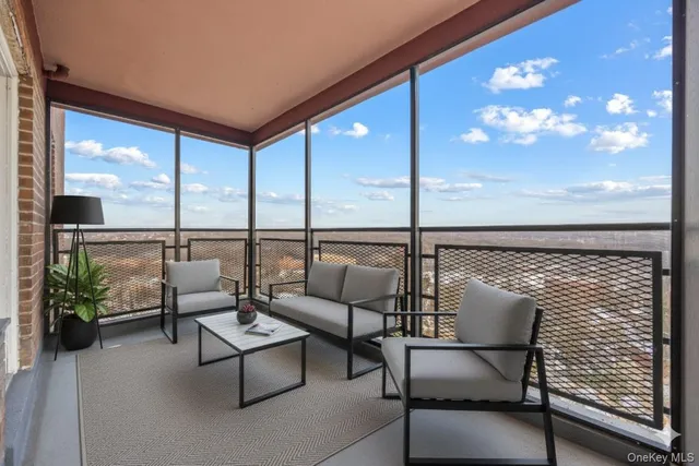 $435,000 | 5500 Fieldston Road, Unit 8AA | North Riverdale