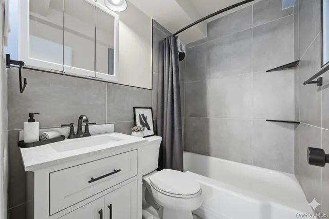 $435,000 | 5500 Fieldston Road, Unit 8AA | North Riverdale