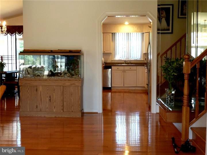 5 Vassar Road Broomall, PA 19008 - Photo 3 of 15 Gallery Image 3