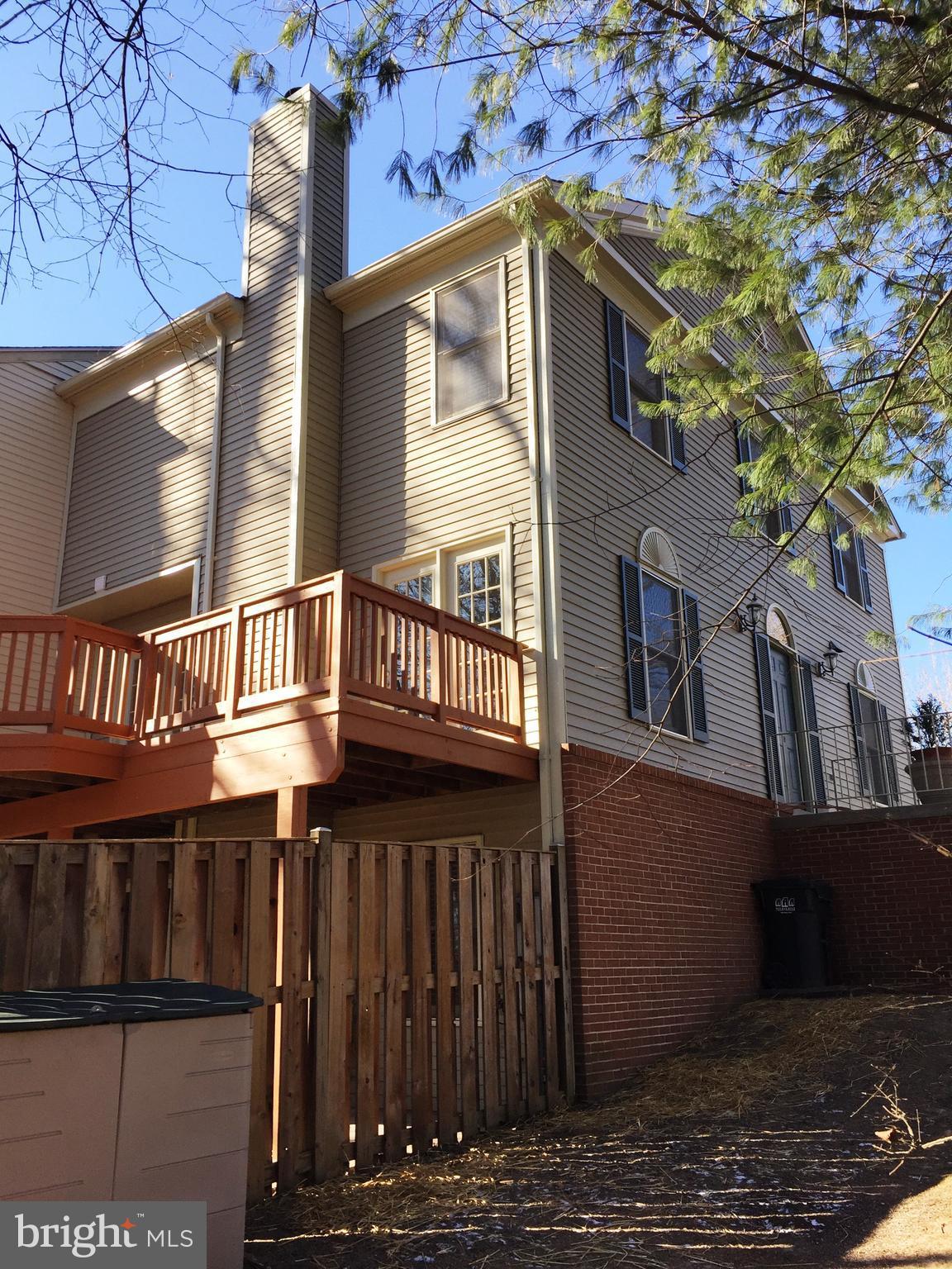 7203 Hidden Ridge Court Springfield, VA 22152 - Photo 21 of 29 Exterior (Rear)