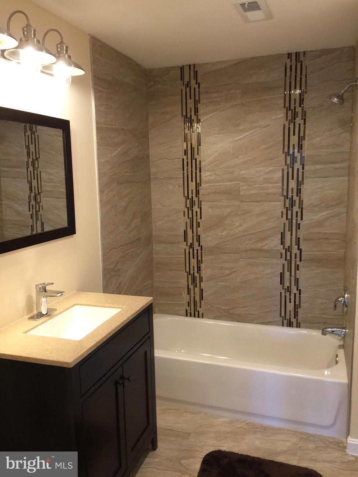 7203 Hidden Ridge Court Springfield, VA 22152 - Photo 23 of 29 Bath