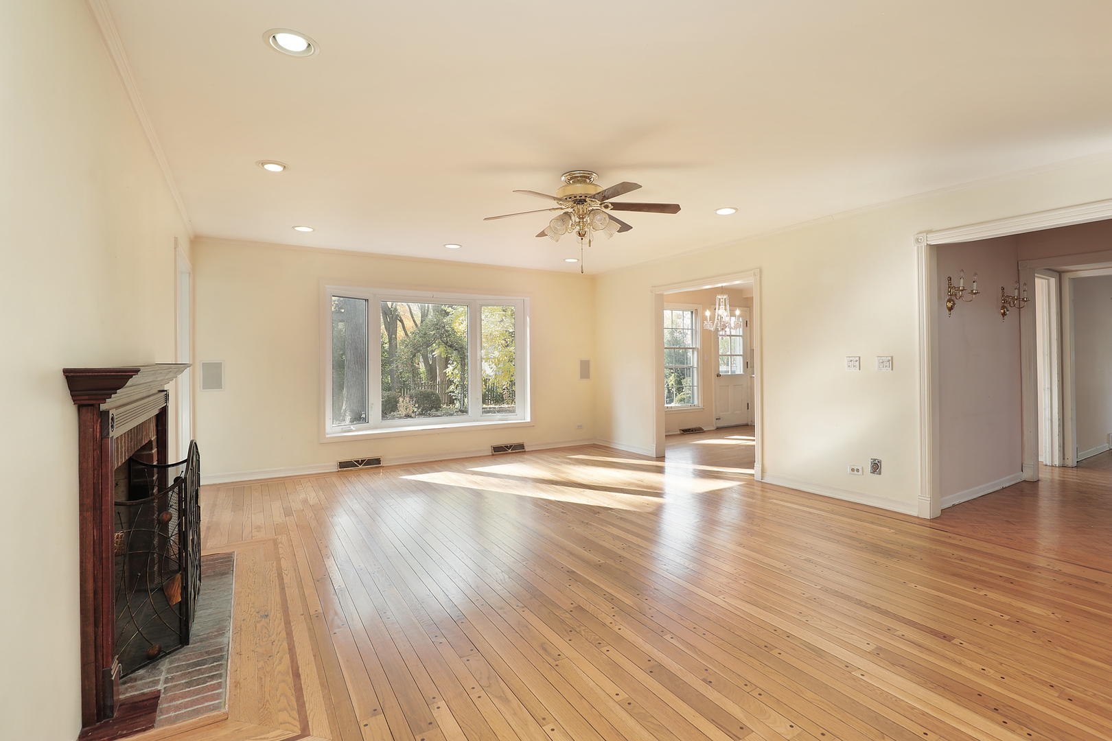 3815 Bordeaux Drive Northbrook, IL 60062 - Photo 18 of 56 a view of an empty room with wooden floor and a window