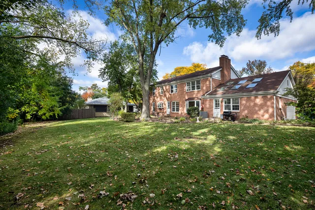 $649,900 | 3815 Bordeaux Drive, Northbrook, IL 60062