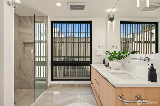 $1,899,000 | 413 99th Avenue Northeast, Bellevue, WA 98004