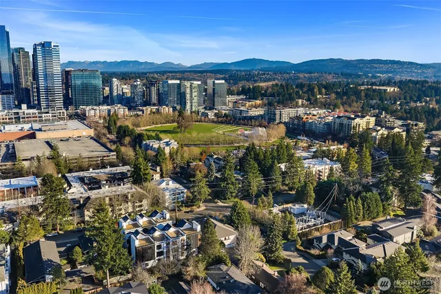 $1,899,000 | 413 99th Avenue Northeast, Bellevue, WA 98004