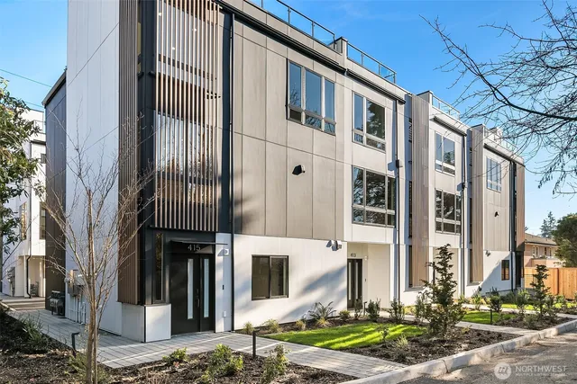 $1,899,000 | 413 99th Avenue Northeast, Bellevue, WA 98004