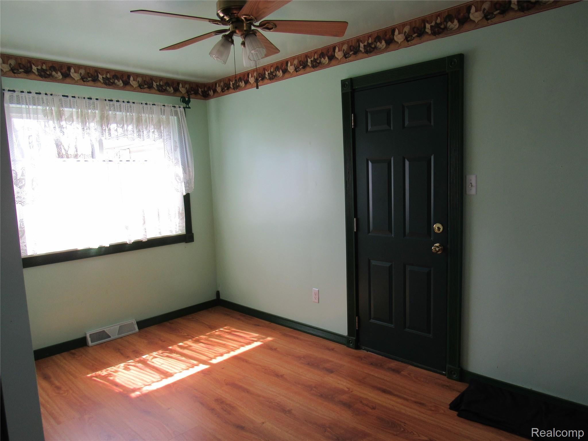 22901 Northline Road Taylor, MI 48180 - Photo 42 of 56 IMG_2174.JPG