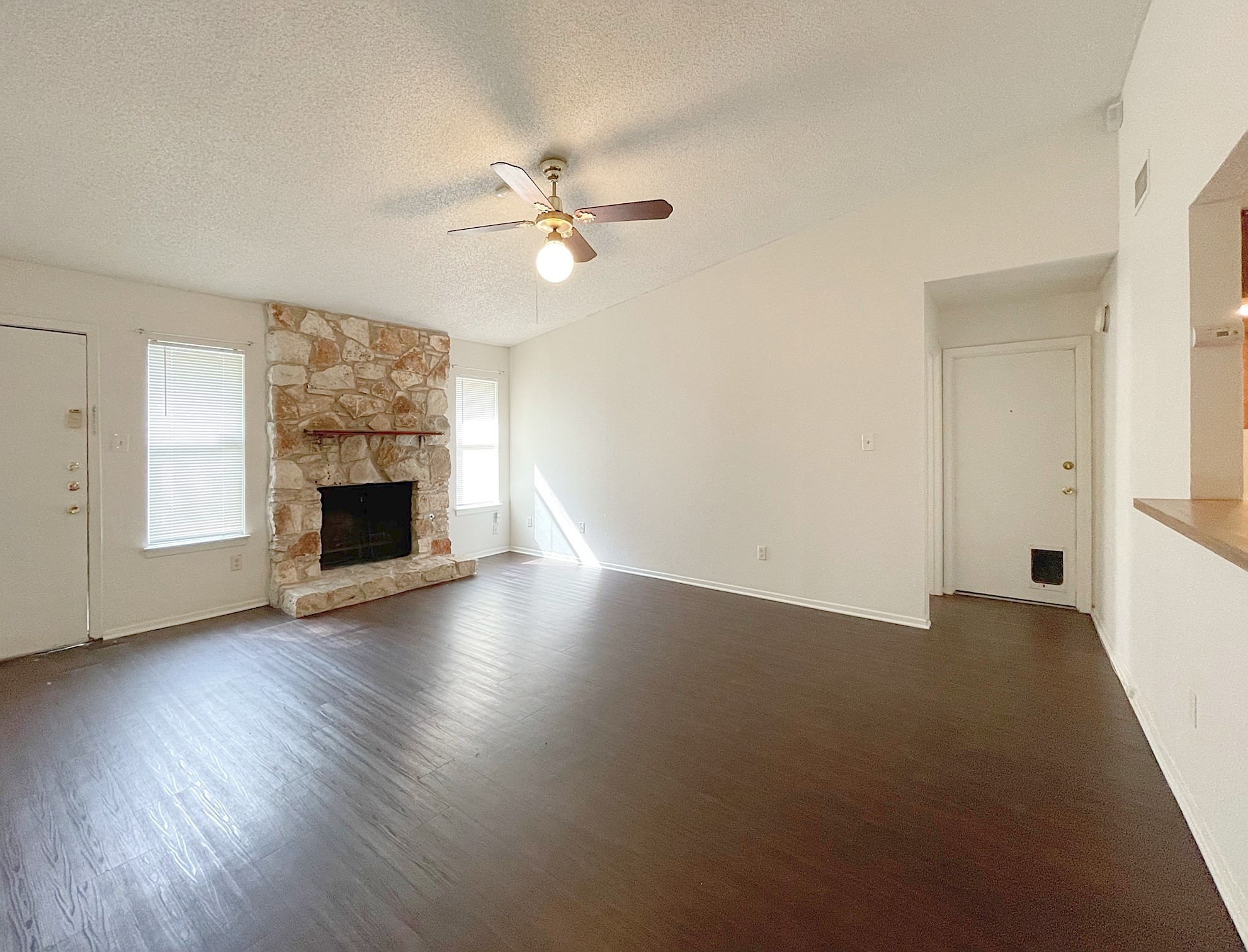 656 Mairo Street Austin, TX 78748 - Photo 4 of 20