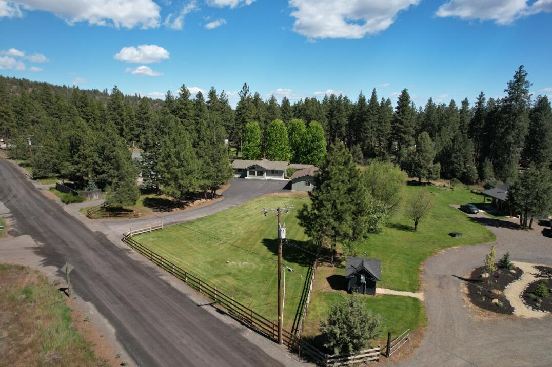 9871 Old Wagon Road Klamath Falls, OR 97601 - Photo 30 of 32 83934