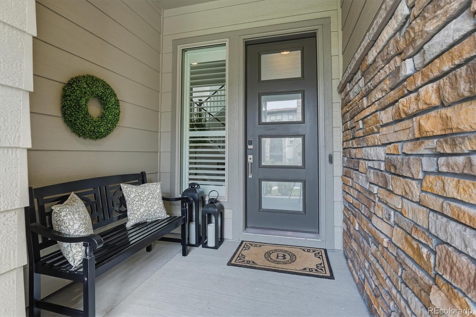 489 Meadowleaf Lane Highlands Ranch, CO 80126 - Photo 3 of 50